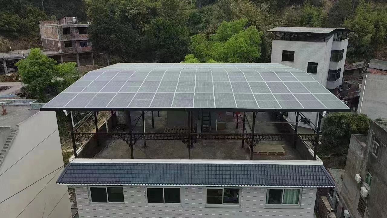 德宏15kw+10kwh自建别墅家庭光伏储能系统